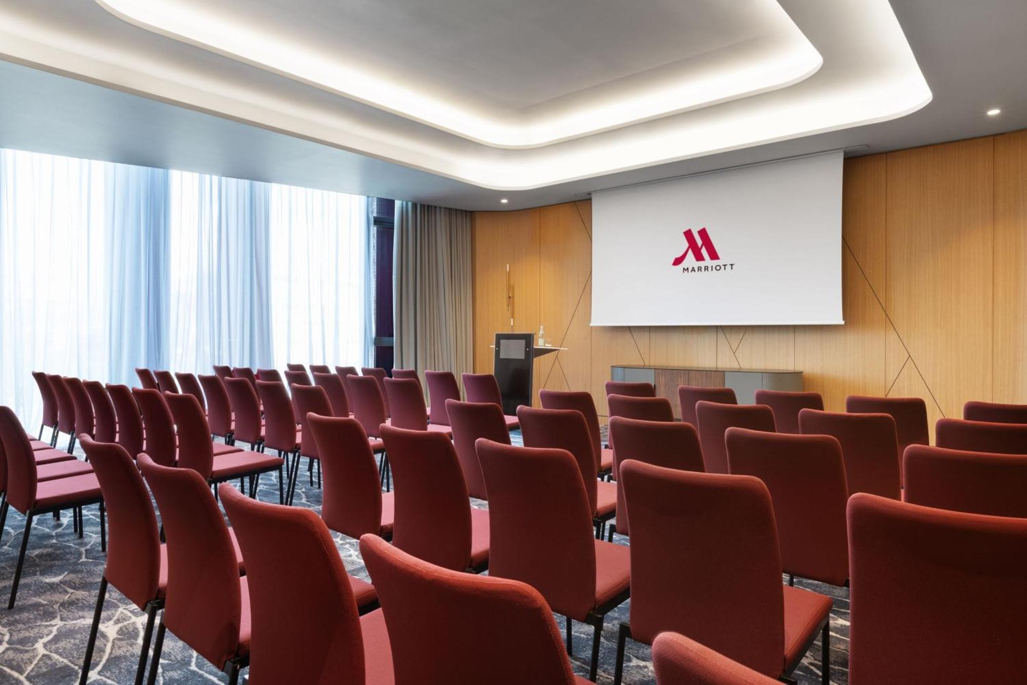 Tirana Marriott Hotel Eksteriør billede