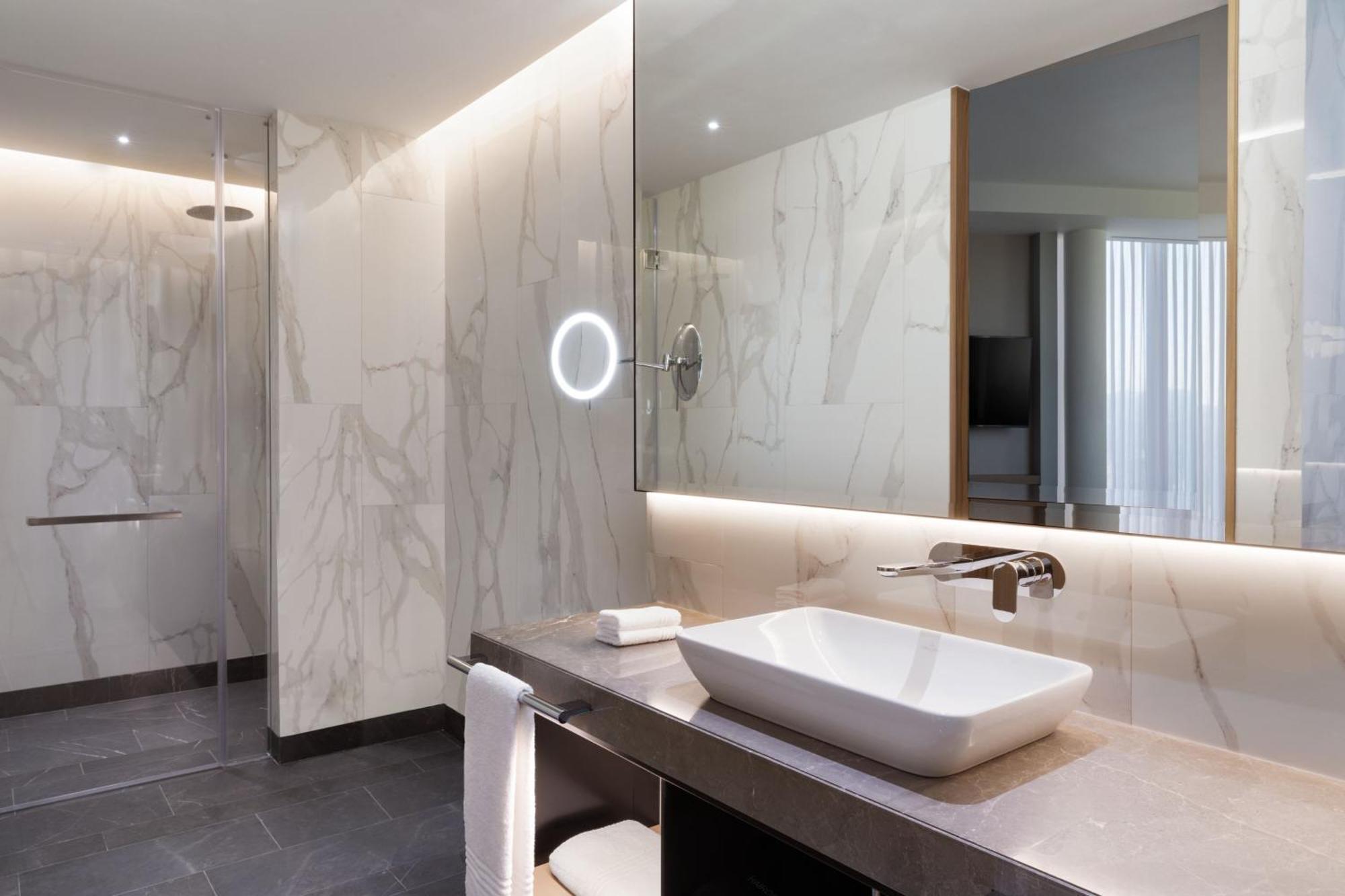 Tirana Marriott Hotel Eksteriør billede